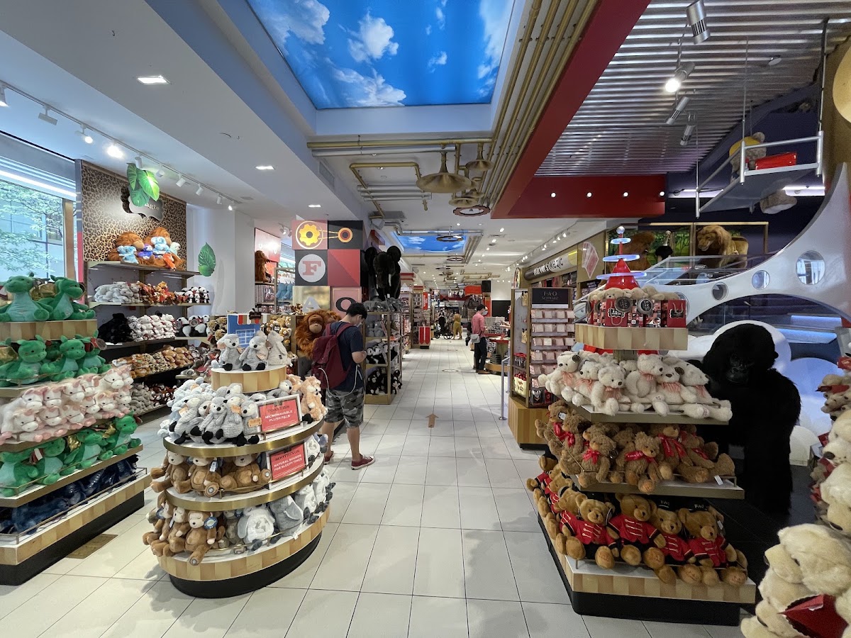 FAO Schwarz — photo 4