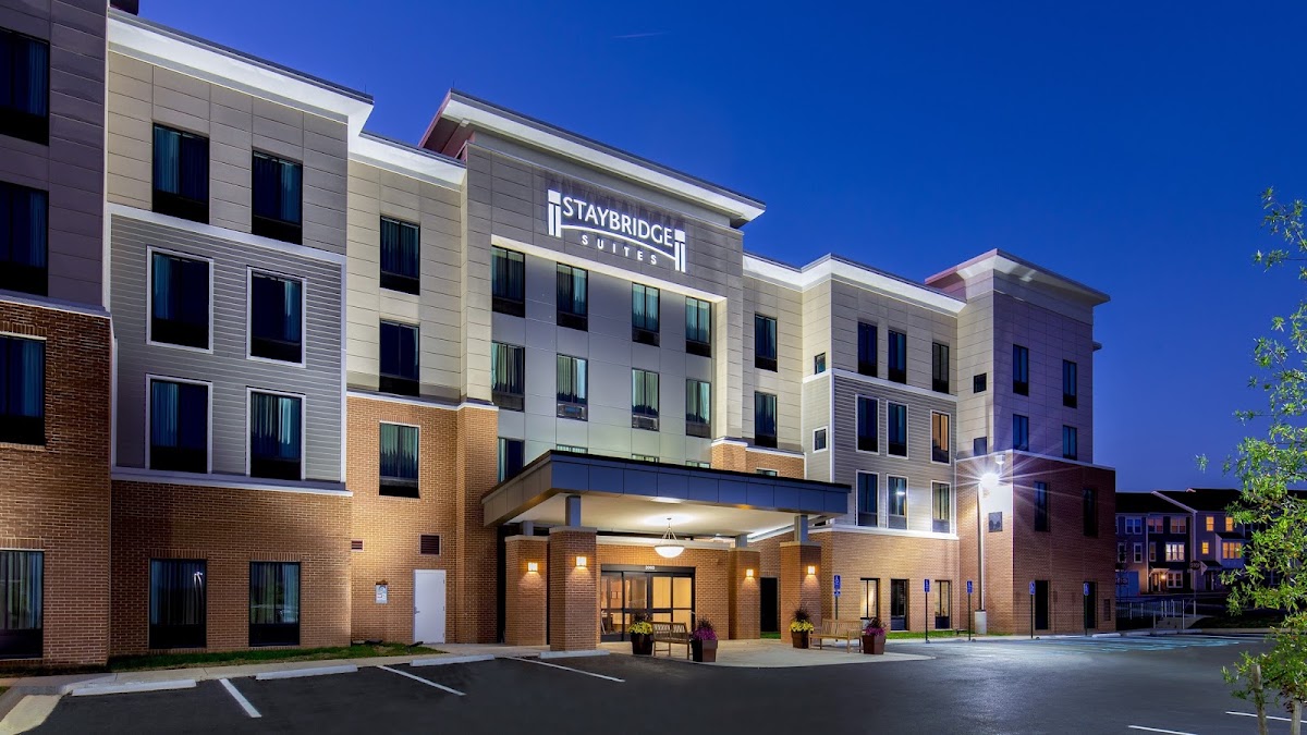 Staybridge Suites Charlottesville Airport by IHG — photo 1