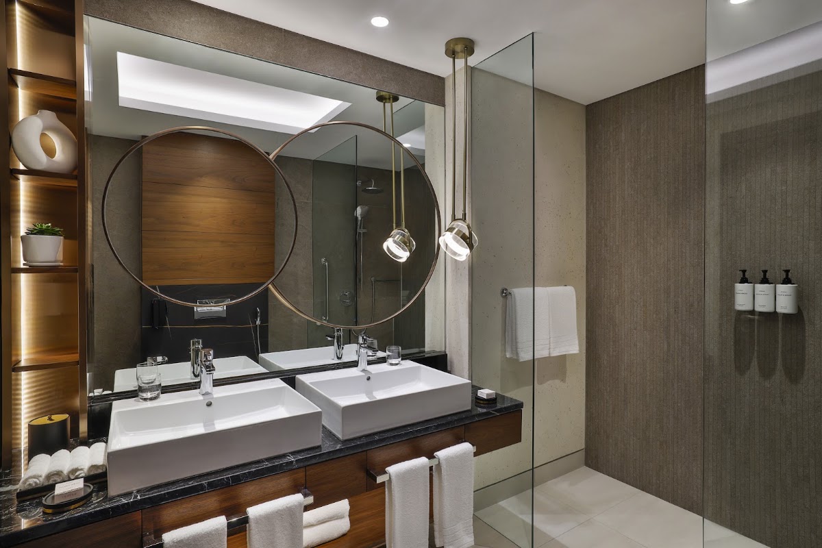 Conrad Bahrain Financial Harbour — photo 5