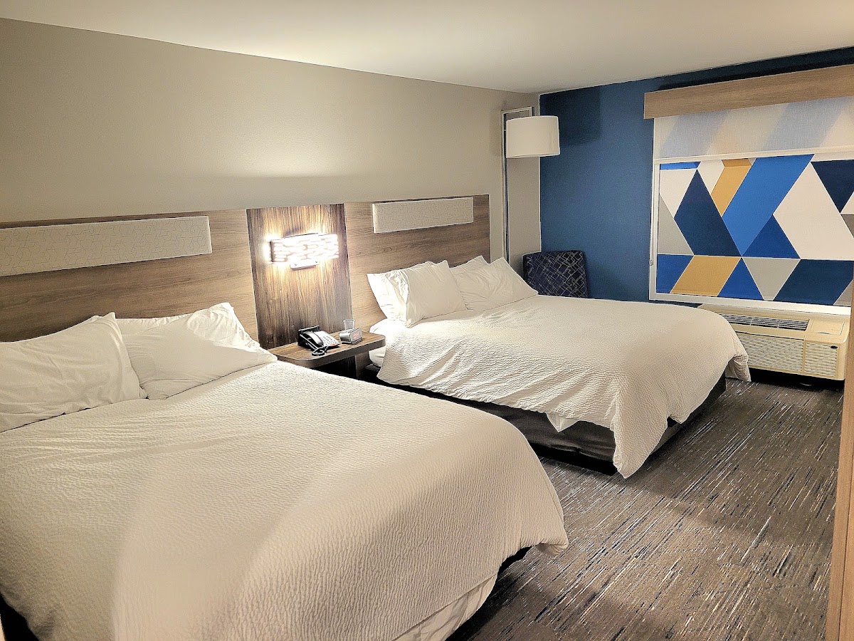 Holiday Inn Express & Suites Nokomis Sarasota South, an IHG Hotel — photo 3