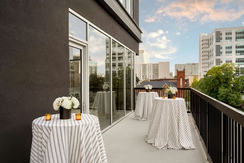 Moxy Charlotte Downtown — photo 1