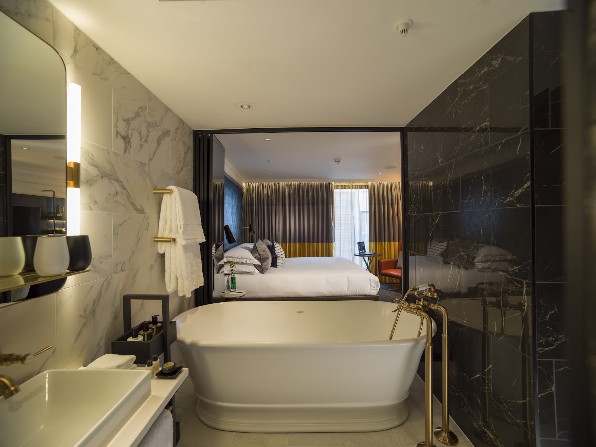 The Guardsman Hotel & Residences — photo 4