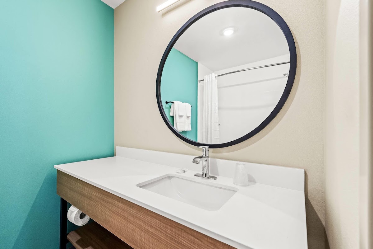 ECHO Suites Extended Stay by Wyndham Reno — photo 4
