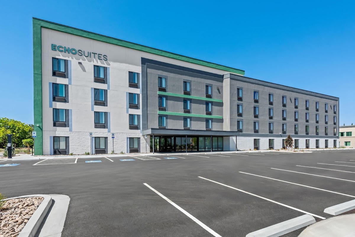 ECHO Suites Extended Stay by Wyndham Reno — photo 5