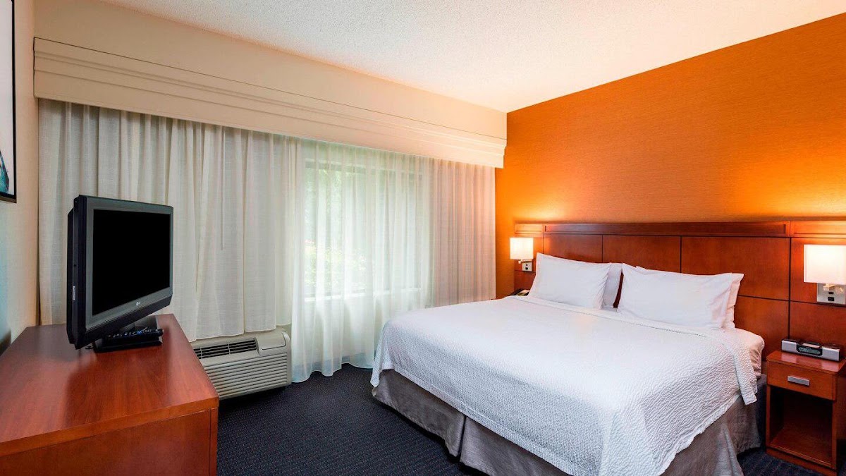 Courtyard by Marriott Atlanta Buford Mall of Georgia — photo 3