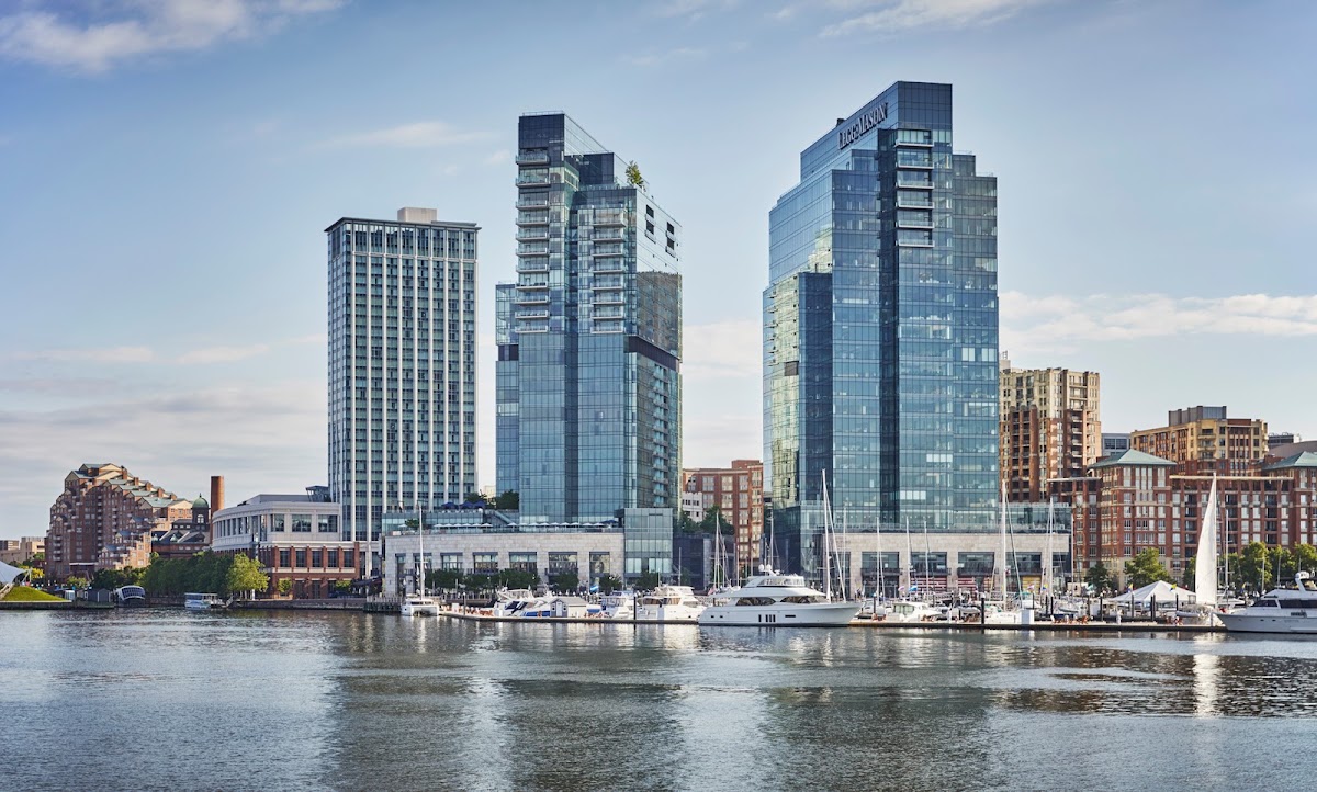 Four Seasons Hotel Baltimore — photo 1