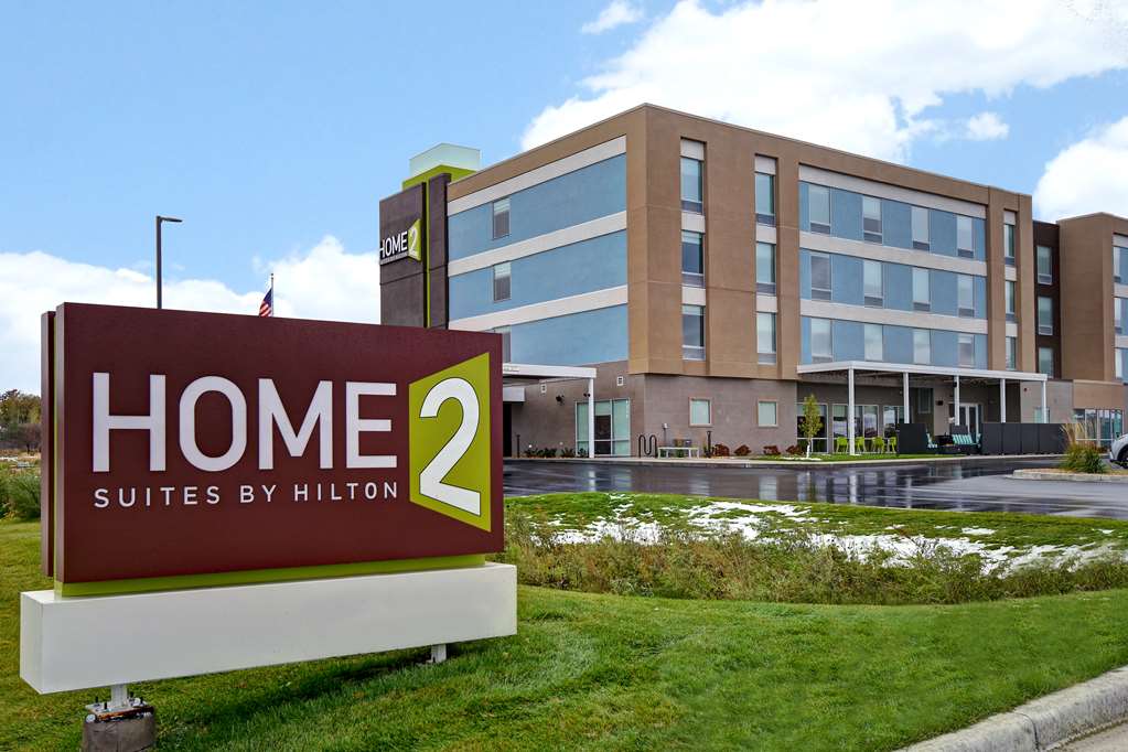 Home2 Suites by Hilton Eau Claire South — photo 1