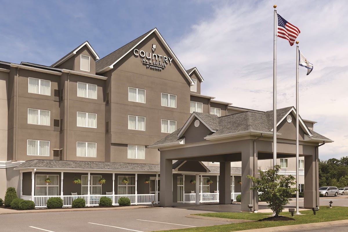 Country Inn & Suites by Radisson, Princeton, WV — photo 5
