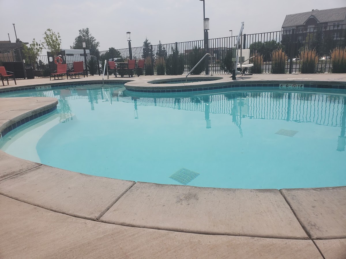 Holiday Inn Express & Suites Colorado Springs Afa Northgate by IHG — photo 4