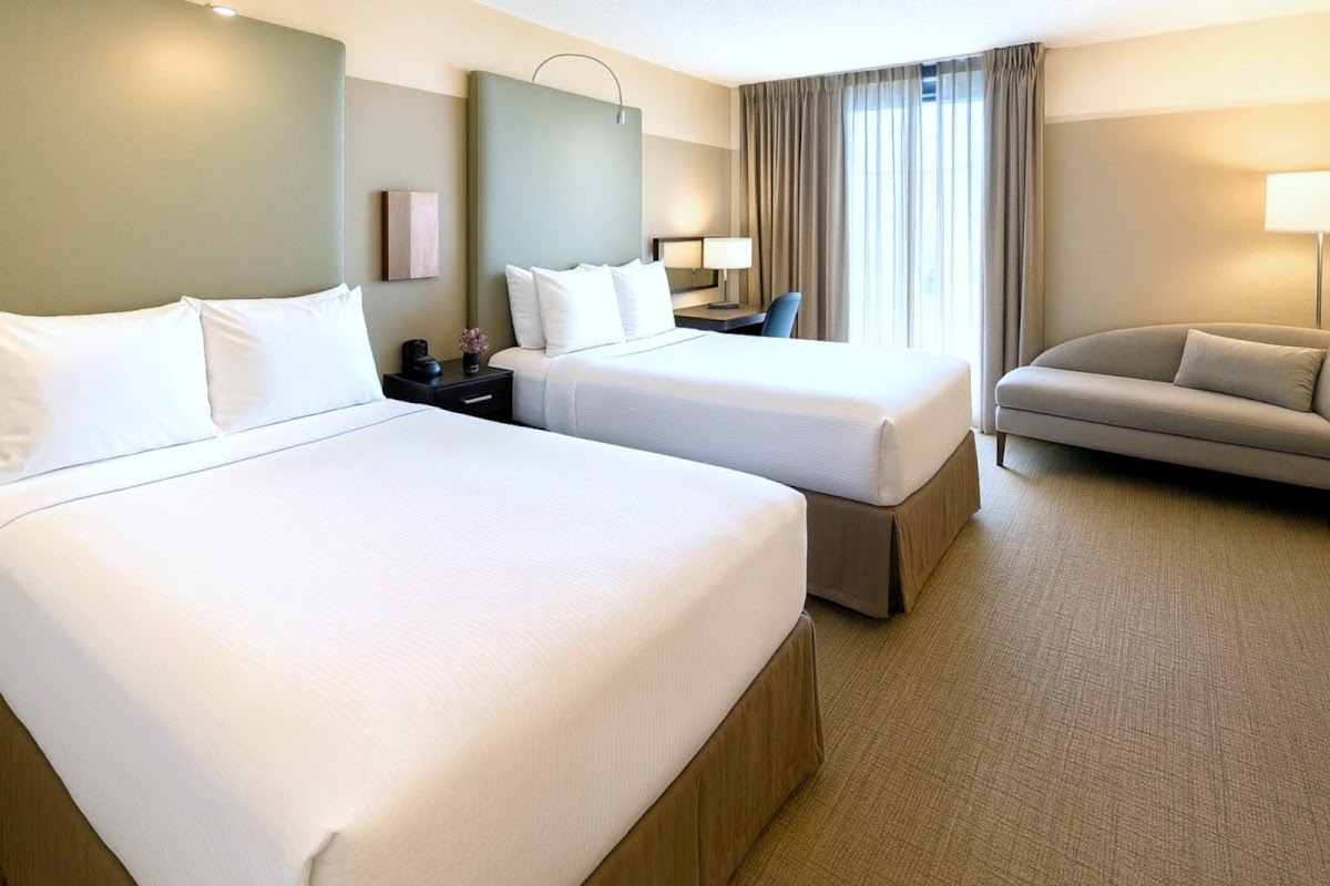 Crowne Plaza Chicago West Loop by IHG — photo 4