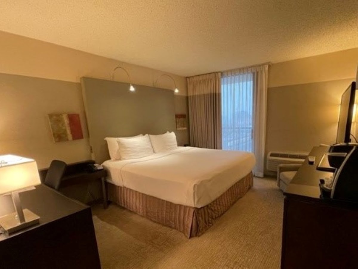 Crowne Plaza Chicago West Loop by IHG — photo 5