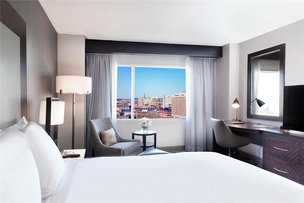 Hilton Baltimore Inner Harbor — photo 3