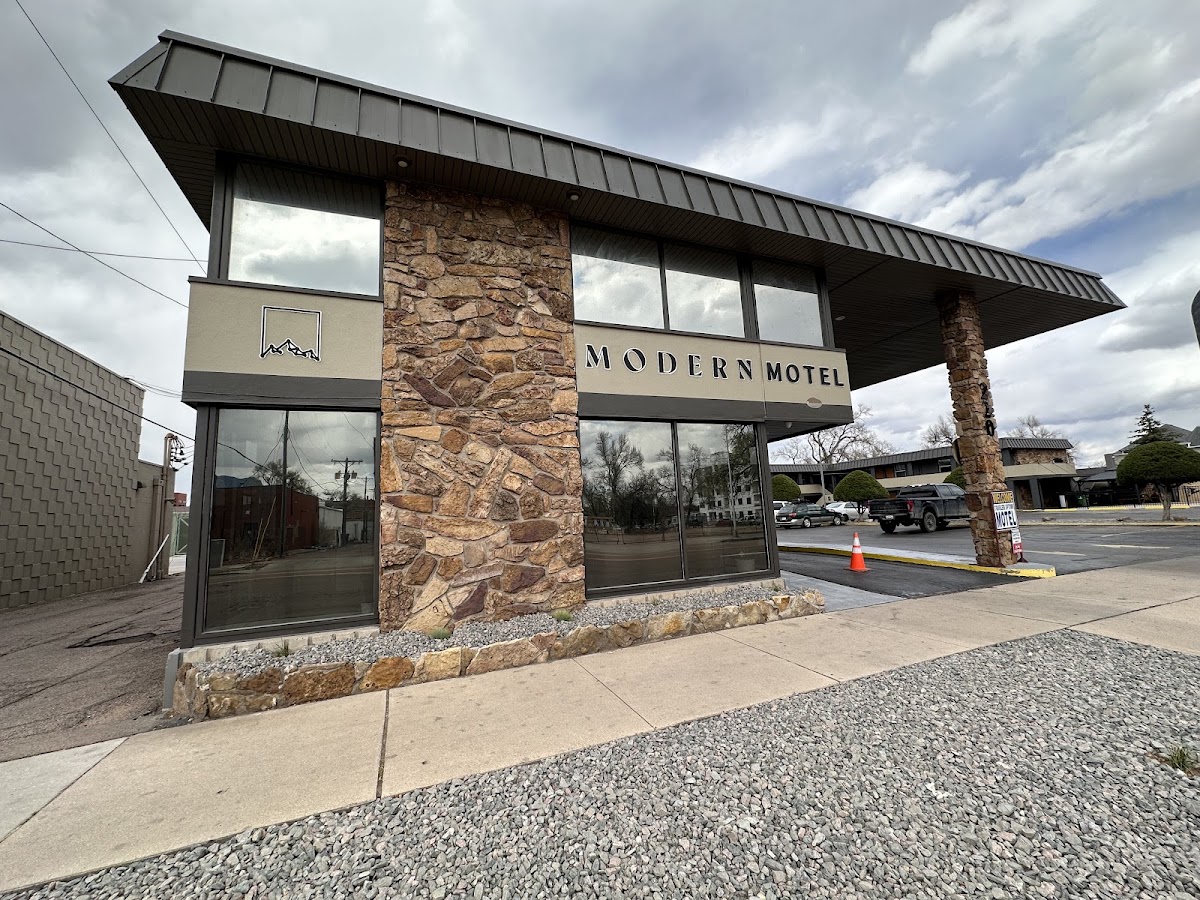 Modern Motel