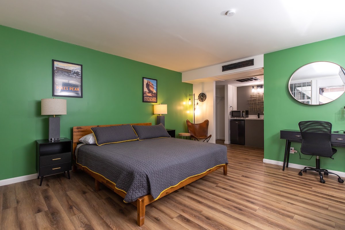 Modern Motel — photo 3