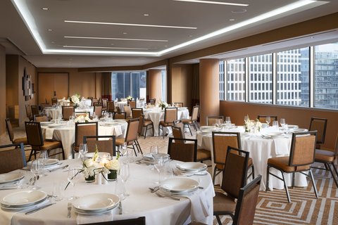 Residence Inn by Marriott Chicago Downtown Magnificent Mile — photo 5