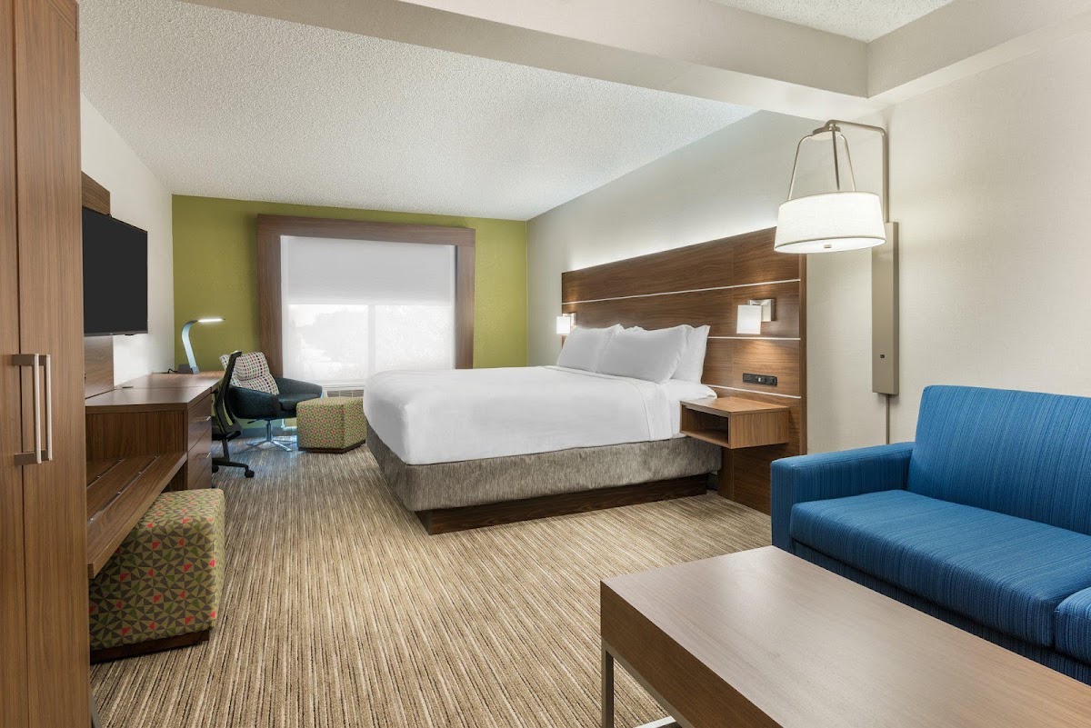Holiday Inn Express & Suites Bentonville by IHG — photo 3