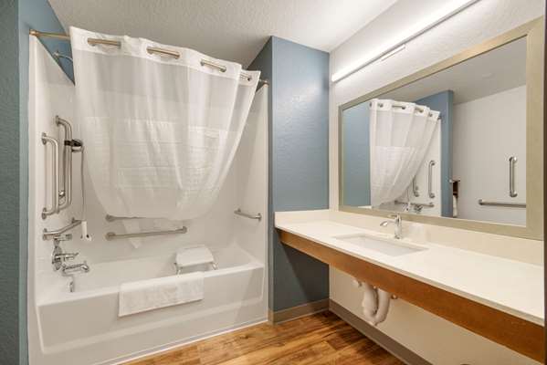 WoodSpring Suites Orlando I-4 & Convention Center — photo 4