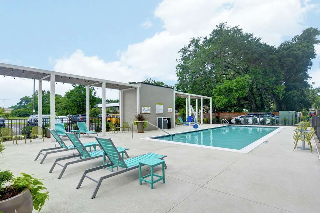 Home2 Suites by Hilton Pensacola I-10 at North Davis Hwy — photo 4