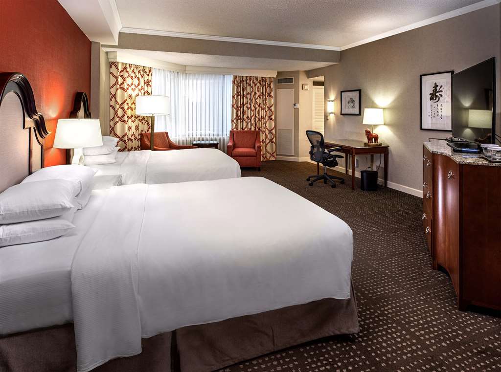 Hilton Anatole — photo 3