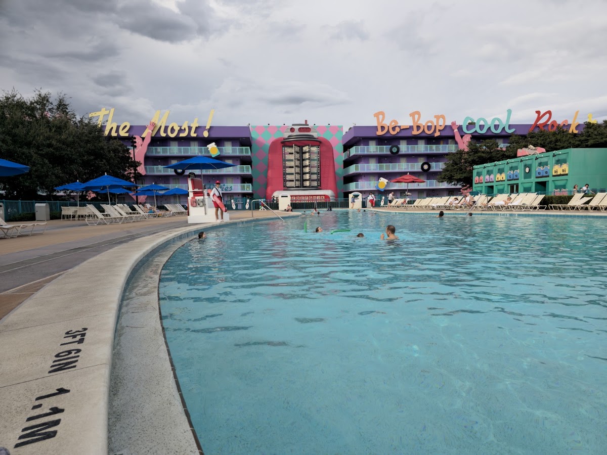 Disney's Pop Century Resort — photo 4
