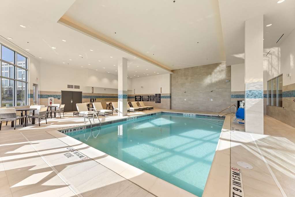 Embassy Suites by Hilton Irving Las Colinas — photo 4