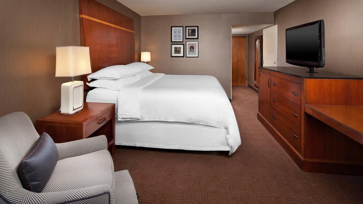 Sheraton Agoura Hills Hotel — photo 3