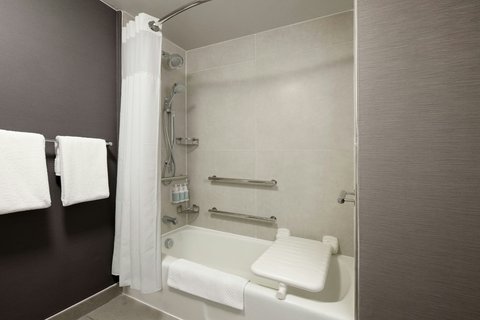 Courtyard by Marriott Chicago Highland Park/Northbrook — photo 5
