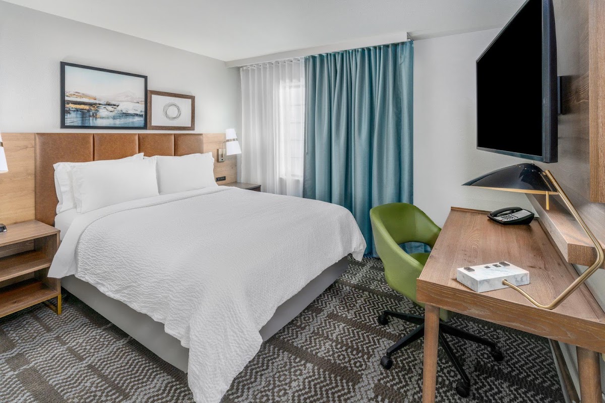 Staybridge Suites Denver-Cherry Creek by IHG — photo 3