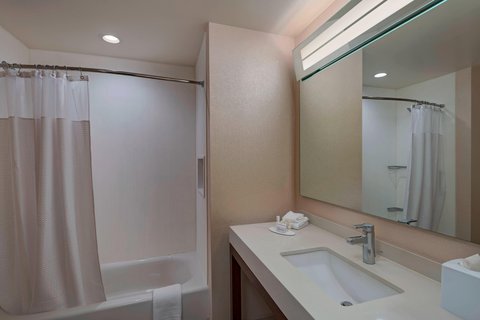 Courtyard by Marriott Houston Sugar Land/Lake Pointe — photo 5