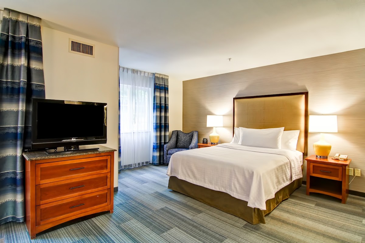 Homewood Suites by Hilton Stratford — photo 3