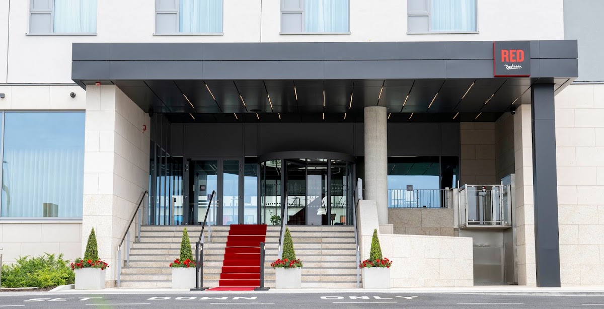 Radisson RED Galway — photo 5