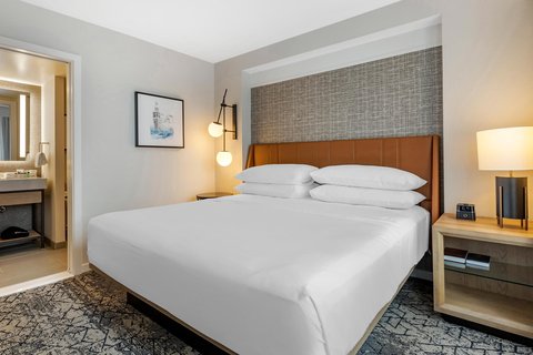 Sheraton Suites Old Town Alexandria — photo 3
