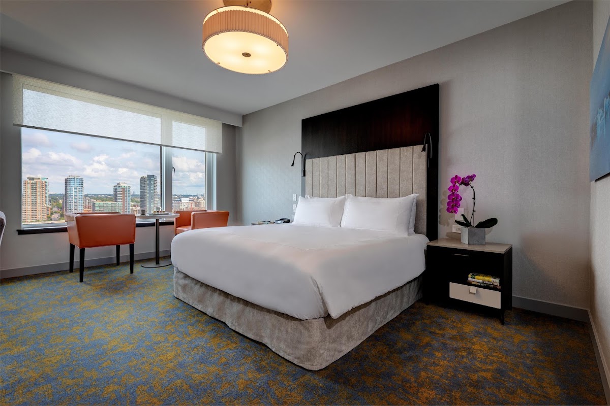 Hotel X Toronto, a Destination by Hyatt Hotel — photo 3