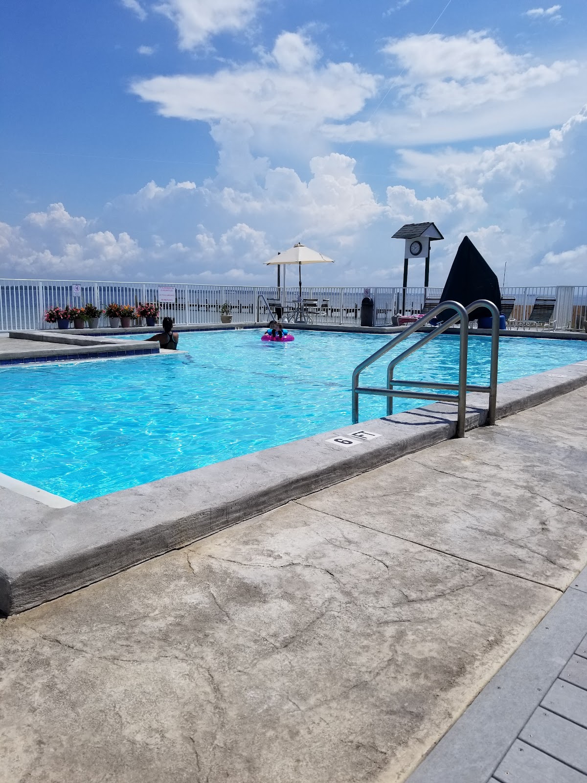 Holiday Beach Resort - Soundside — photo 4