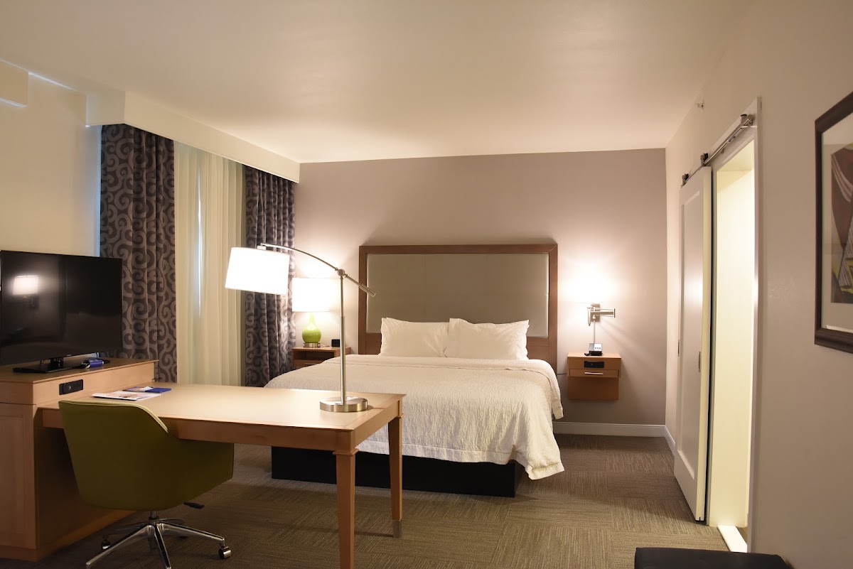 Hampton Inn & Suites Phoenix Tempe — photo 3