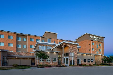 Residence Inn by Marriott Denton — photo 1