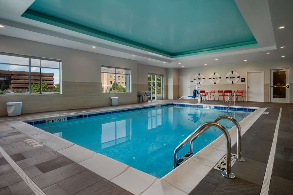 Tru by Hilton Merrillville — photo 4