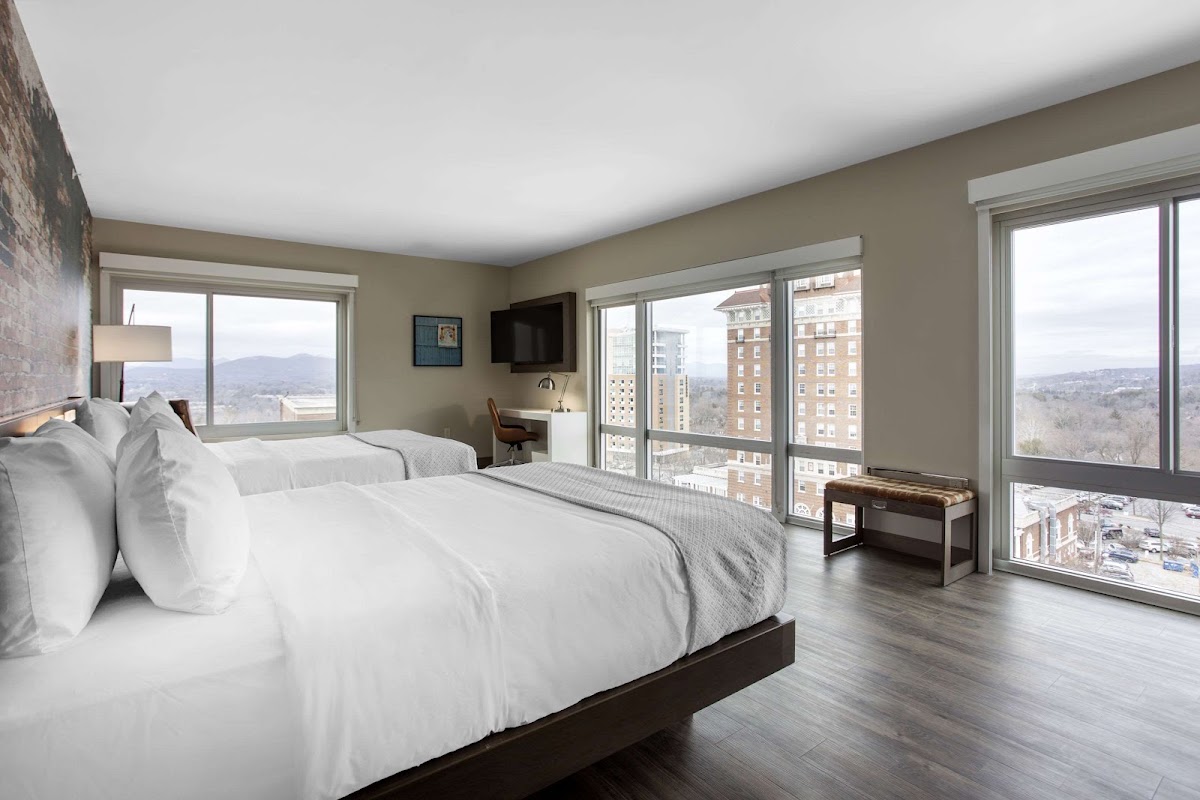 Cambria Hotel Downtown Asheville — photo 3