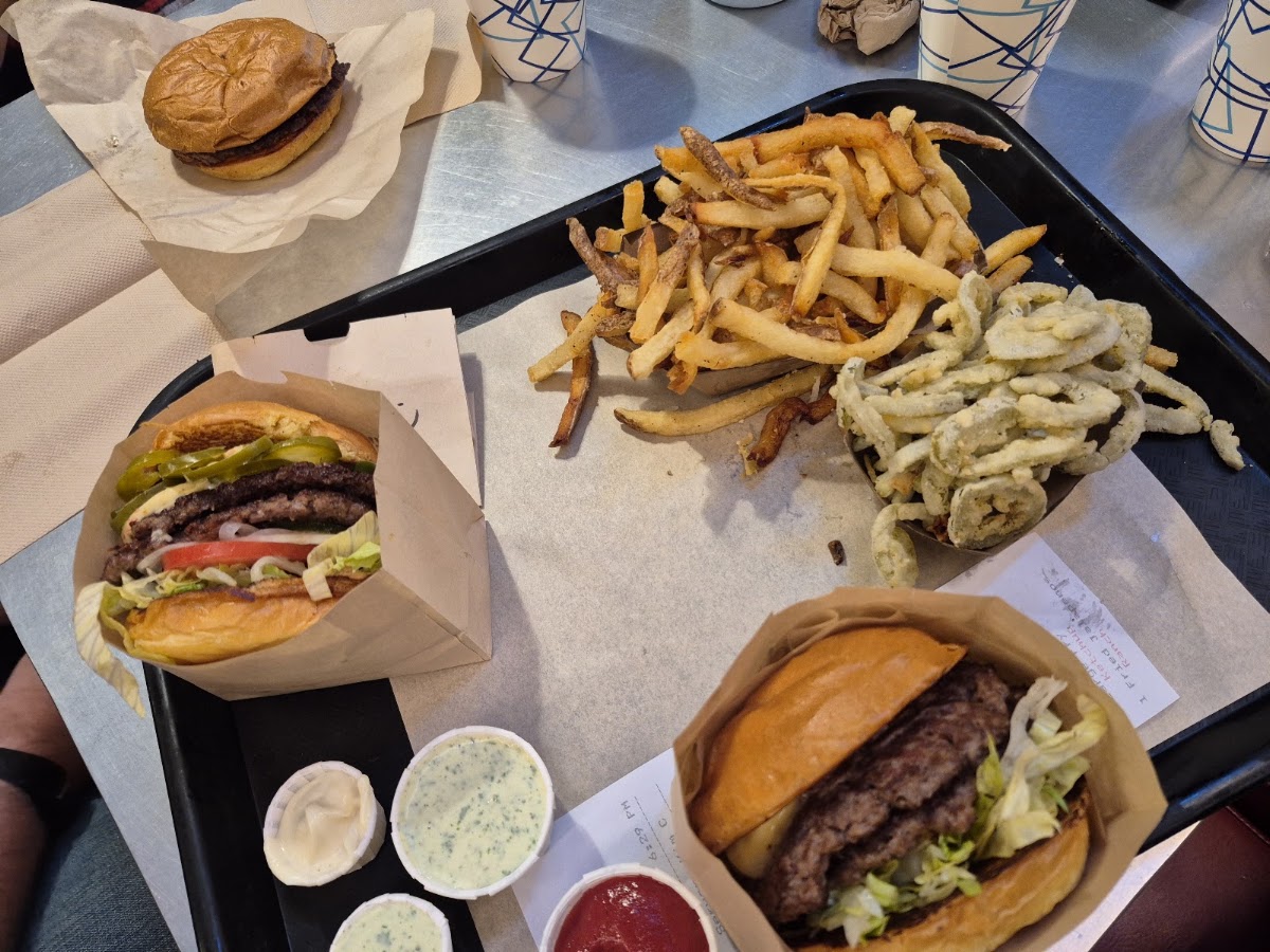 Wild Pastures Burger Company — photo 3