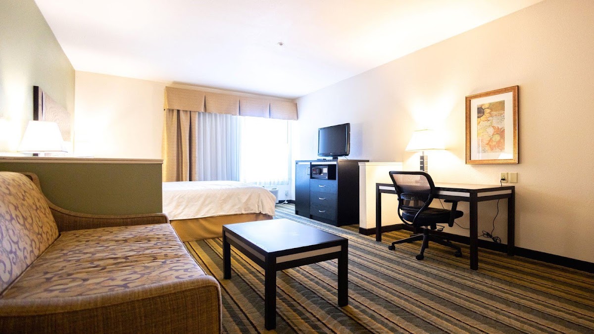 Holiday Inn Express & Suites Berkeley by IHG — photo 3