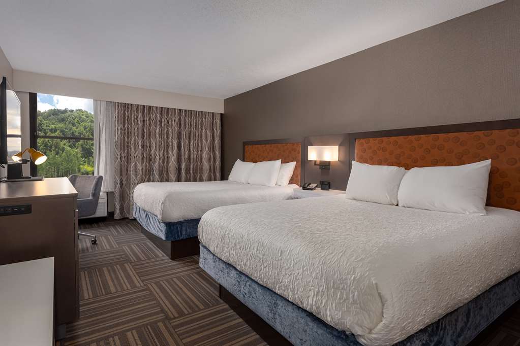 Hampton Inn Bristol — photo 3