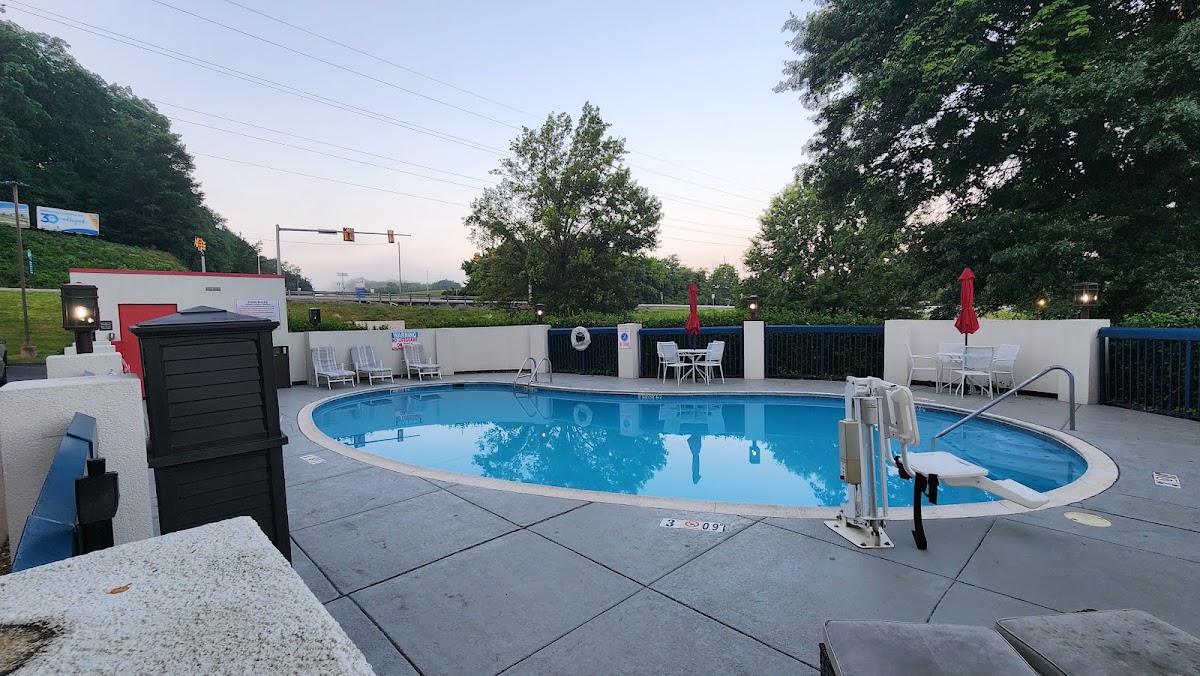 Hampton Inn Bristol — photo 4