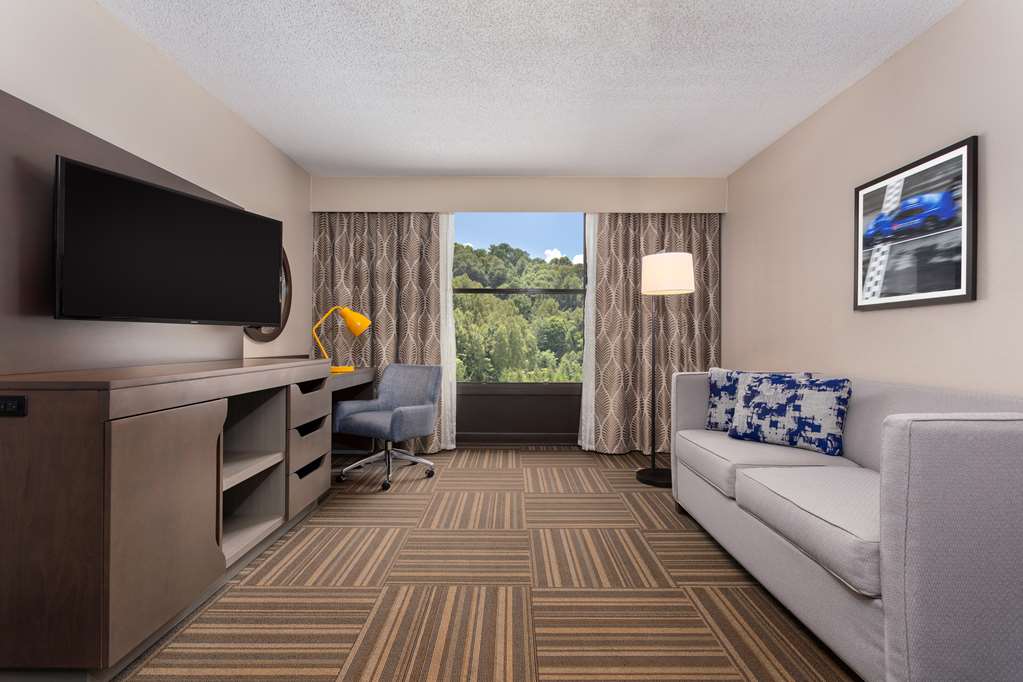 Hampton Inn Bristol — photo 5