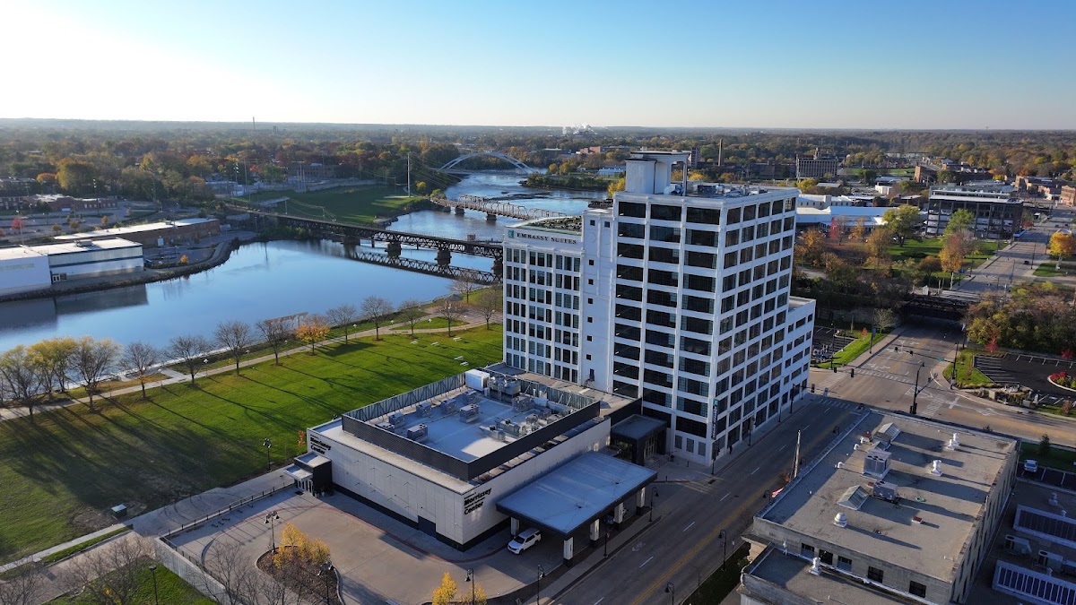 Embassy Suites by Hilton Rockford Riverfront — photo 1