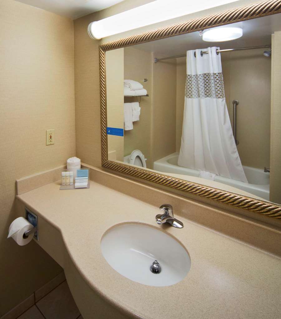 Hampton Inn & Suites Valdosta/Conference Center — photo 5