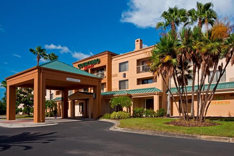 Courtyard by Marriott Tampa Brandon