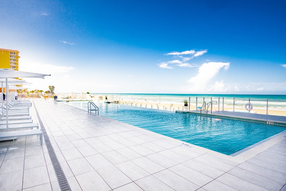 Daytona Grande Oceanfront Hotel — photo 4