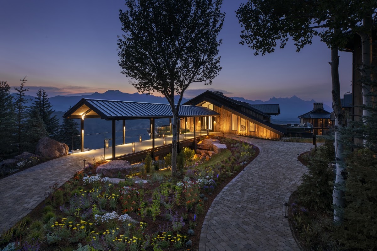 Hotel Yellowstone at Jackson Hole — photo 1
