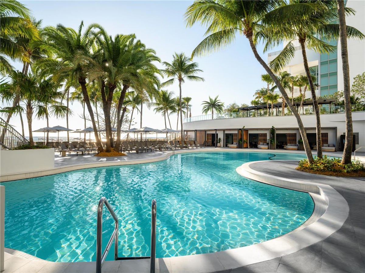 Signia by Hilton Diplomat Beach Resort — photo 4