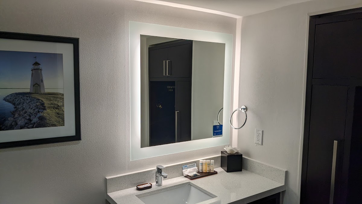 Embassy Suites by Hilton Oklahoma City Northwest — photo 5